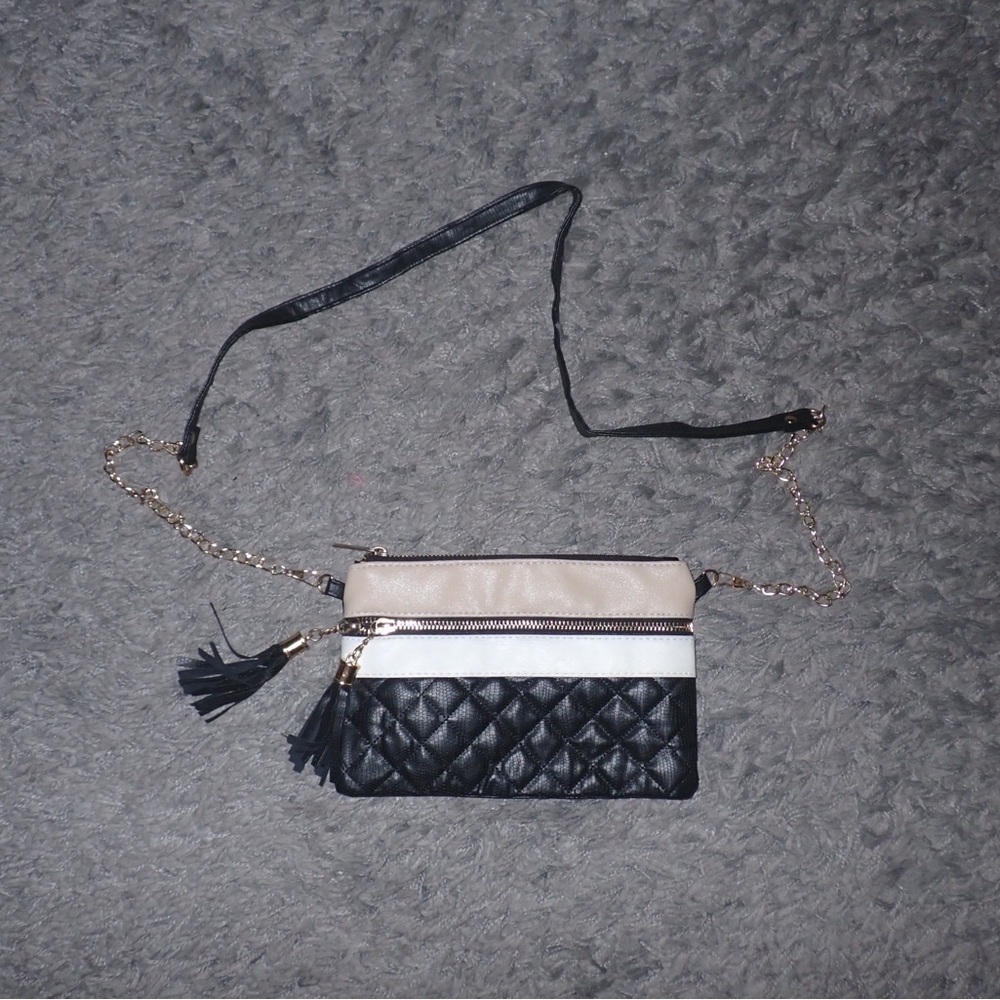 Ardene Black and Cream Quilted Crossbody Bag
